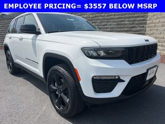 New 2025 Jeep Grand Cherokee Limited w/ Black Appearance Package image 1