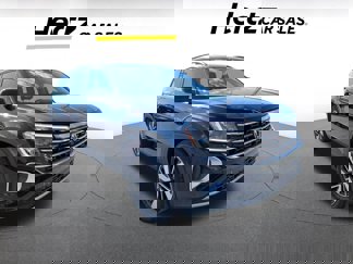 Used 2024 Volkswagen Atlas SE image 1