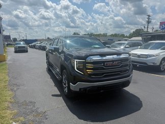 Used 2023 GMC Sierra 1500 SLT w/ SLT Premium Package image 1