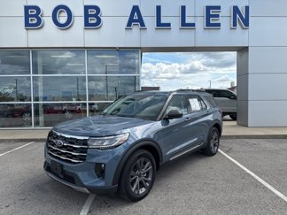 Used 2025 Ford Explorer Active w/ Active Comfort Package image 1