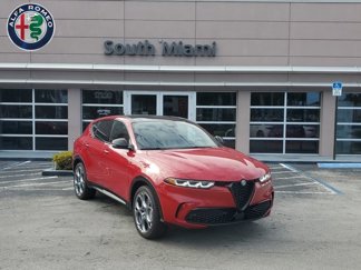 New 2025 Alfa Romeo Tonale w/ Premium Package image 1