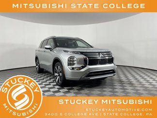 New 2025 Mitsubishi Outlander SEL image 1