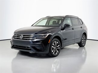 Used 2023 Volkswagen Tiguan S image 1