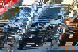 Used 2016 Lincoln Navigator L Select image 1