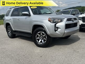 Used 2022 Toyota 4Runner TRD Off-Road image 1