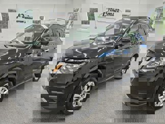 Used 2020 Nissan Rogue SV image 1
