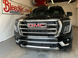 New 2025 GMC Yukon Elevation image 1