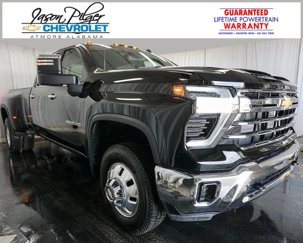 New 2025 Chevrolet Silverado 3500 LTZ w/ LTZ Convenience Package image 1