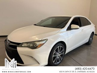 Used 2016 Toyota Camry SE image 1