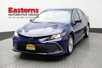 Used 2024 Toyota Camry LE image 1