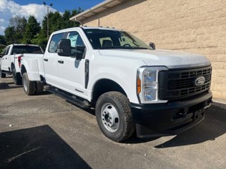 New 2025 Ford F350 XL image 1