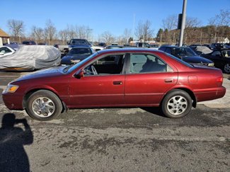 Used 2000 Toyota Camry LE image 1