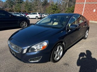Used 2013 Volvo S60 T5 image 1