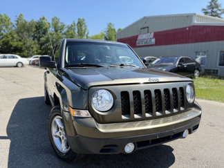 Used 2015 Jeep Patriot Sport image 1