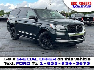 Used 2024 Lincoln Navigator Black Label image 1