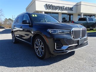 Used 2022 BMW X7 xDrive40i image 1