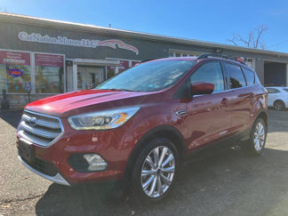 Used 2019 Ford Escape SEL image 1