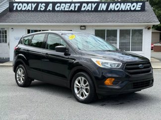 Used 2017 Ford Escape S image 1