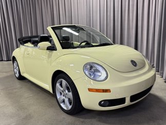 Used 2006 Volkswagen Beetle Convertible w/ Package 2 image 1