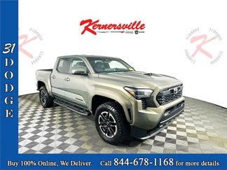 Used 2024 Toyota Tacoma TRD Sport image 1