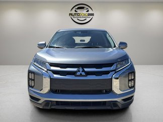 Used 2023 Mitsubishi Outlander Sport SE image 1