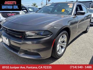 Used 2016 Dodge Charger SXT image 1