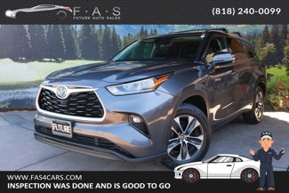 Used 2020 Toyota Highlander XLE image 1