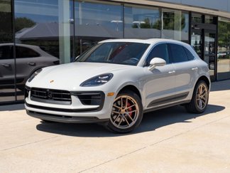 Certified 2023 Porsche Macan S image 1