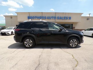 Used 2023 Nissan Pathfinder SL image 1