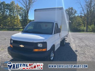Used 2017 Chevrolet Express 3500 image 1