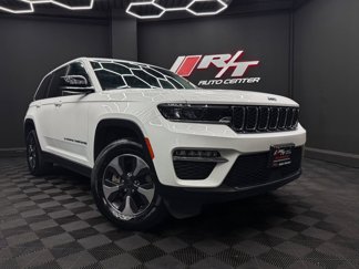 Used 2023 Jeep Grand Cherokee 4WD 4xe image 1