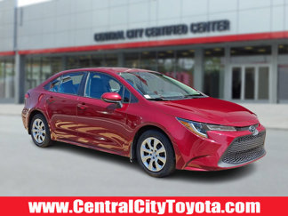 Used 2022 Toyota Corolla LE image 1