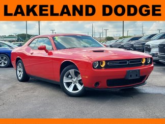 Used 2022 Dodge Challenger SXT image 1