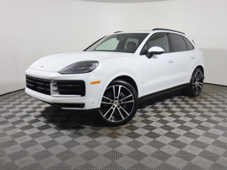 Certified 2024 Porsche Cayenne image 1