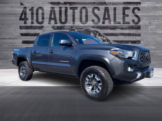 Used 2022 Toyota Tacoma TRD Off-Road image 1