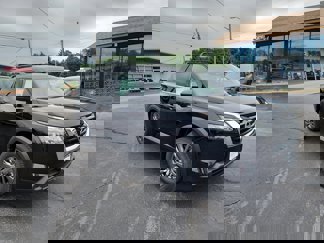 New 2025 Nissan Pathfinder SV image 1
