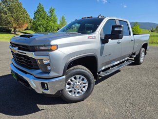 New 2025 Chevrolet Silverado 3500 LT image 1