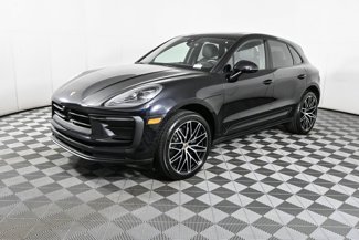 Used 2025 Porsche Macan w/ Premium Package Plus image 1