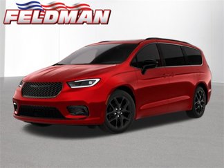 New 2026 Chrysler Pacifica Limited w/ S Appearance Package image 1