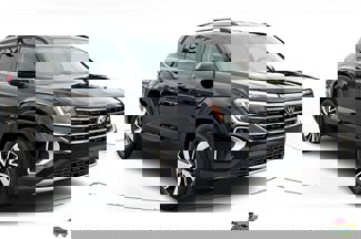 New 2026 Volkswagen Atlas SE image 1