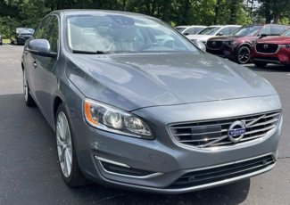 Used 2017 Volvo S60 T5 Inscription Platinum w/ Climate Package image 1
