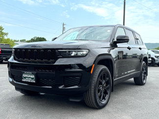 Used 2024 Jeep Grand Cherokee L Altitude image 1