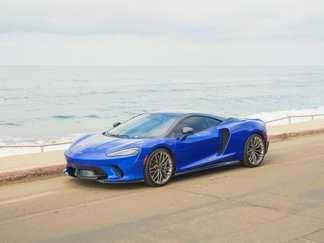 Used 2021 McLaren GT image 1