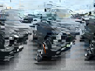 New 2025 Mitsubishi Outlander AWD image 1