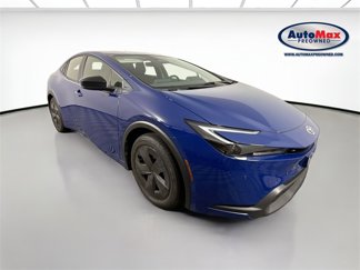 Used 2024 Toyota Prius LE image 1