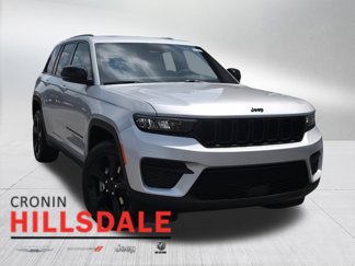 New 2024 Jeep Grand Cherokee Altitude image 1