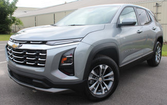 New 2026 Chevrolet Equinox LT w/ Convenience Package II image 1