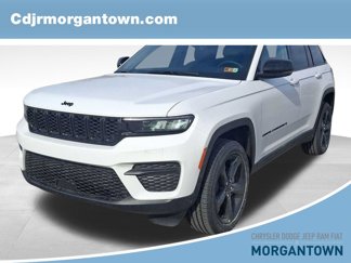 New 2025 Jeep Grand Cherokee Altitude image 1