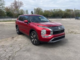 New 2025 Mitsubishi Outlander SE image 1
