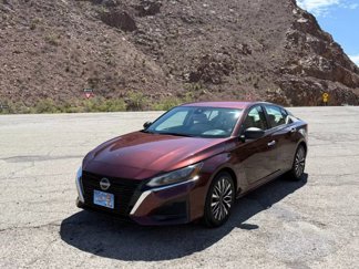 Used 2024 Nissan Altima 2.5 SV image 1